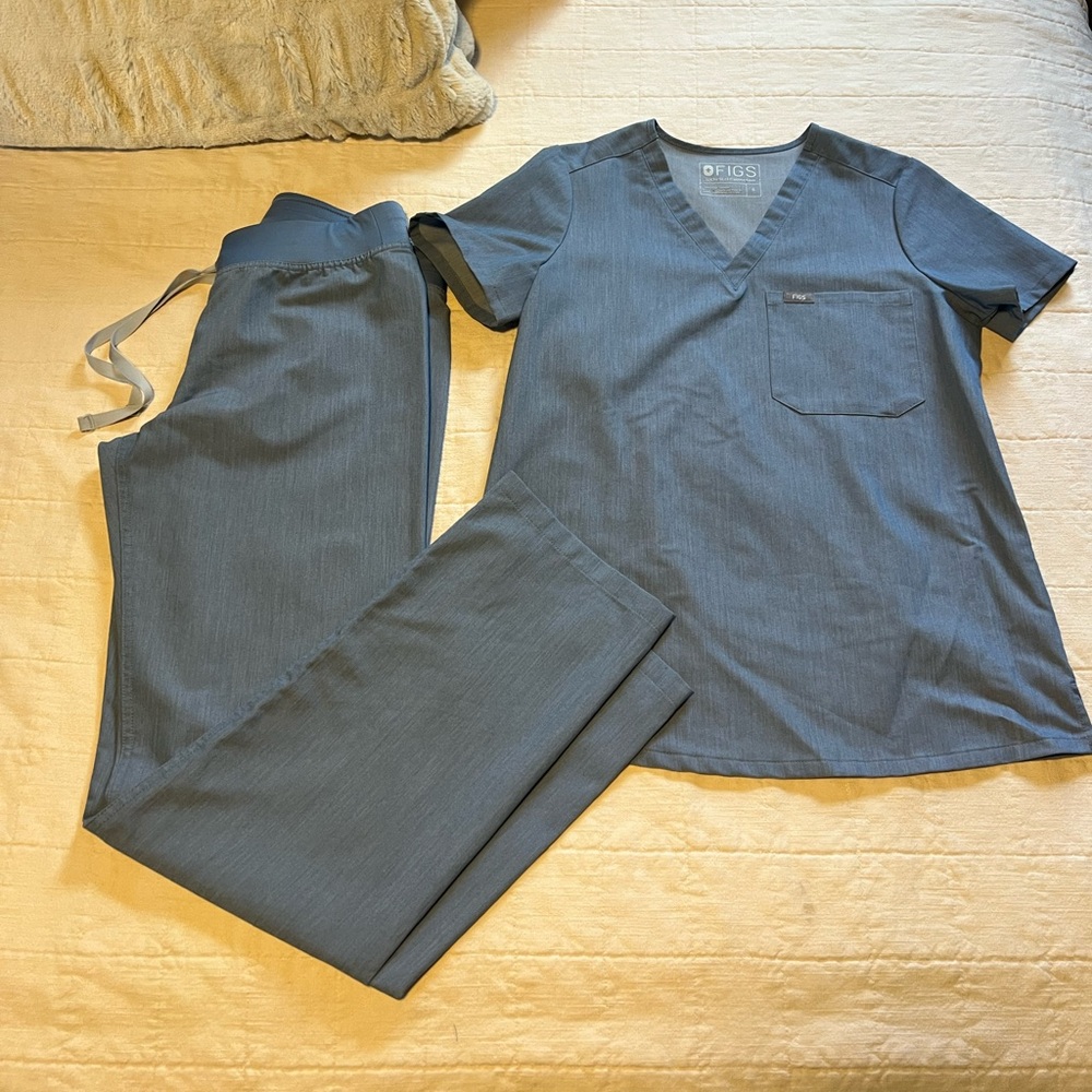 Figs heather indigo scrub set